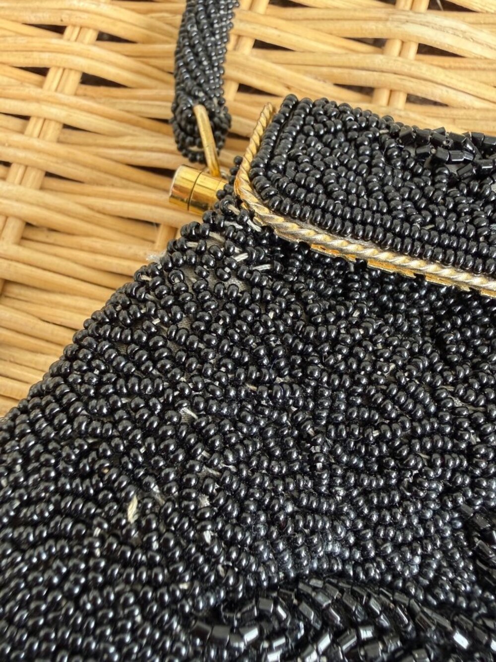 Vintage 1960s Black Glass Floral Seed Beaded Top Handle Formal Purse - Picture 4 of 16